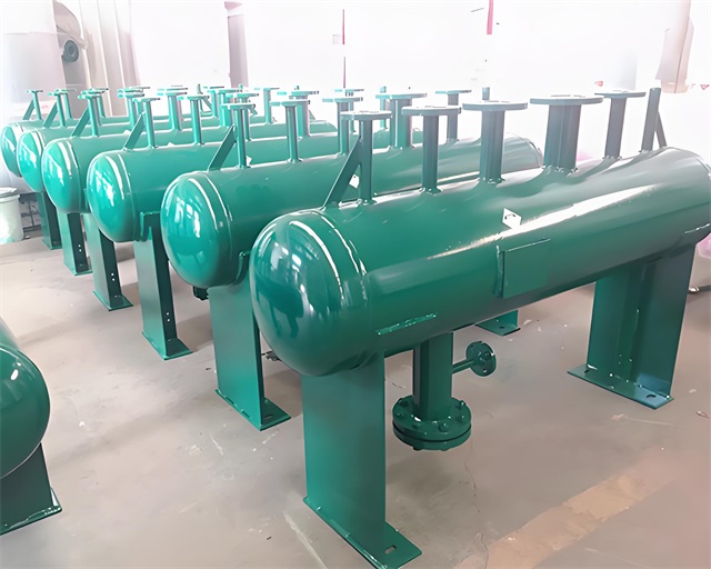 锅炉平邑平邑平邑分汽缸工作压力 0.8‑2.5MPa 工业蒸汽分配分气缸 锅炉平邑平邑平邑分汽缸工作压力 0.8‑2.5MPa 工业蒸汽分配分气缸